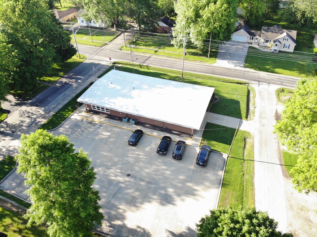 Aerial view of real estate located at 609 S. Lafayette St., Newton, IL 62448