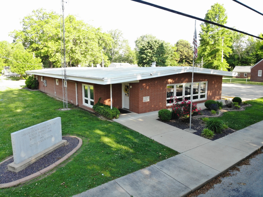 Exterior view of real estate located at 609 S. Lafayette St., Newton, IL 62448